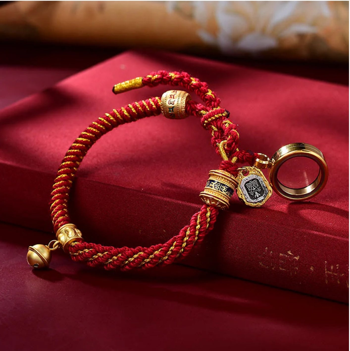 Buddha Stones Tibetan Om Mani Padme Hum Carved Zakiram Goddess of Wealth Charm Amulet Bracelet